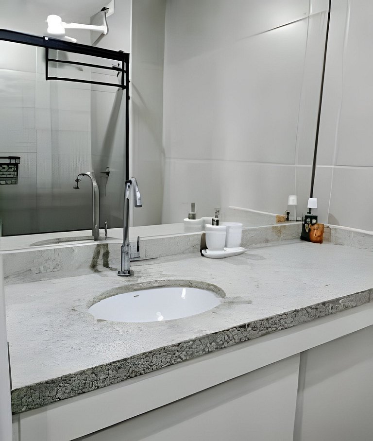 Art Studio - Praia de Armação - 30 m C/Varanda 424