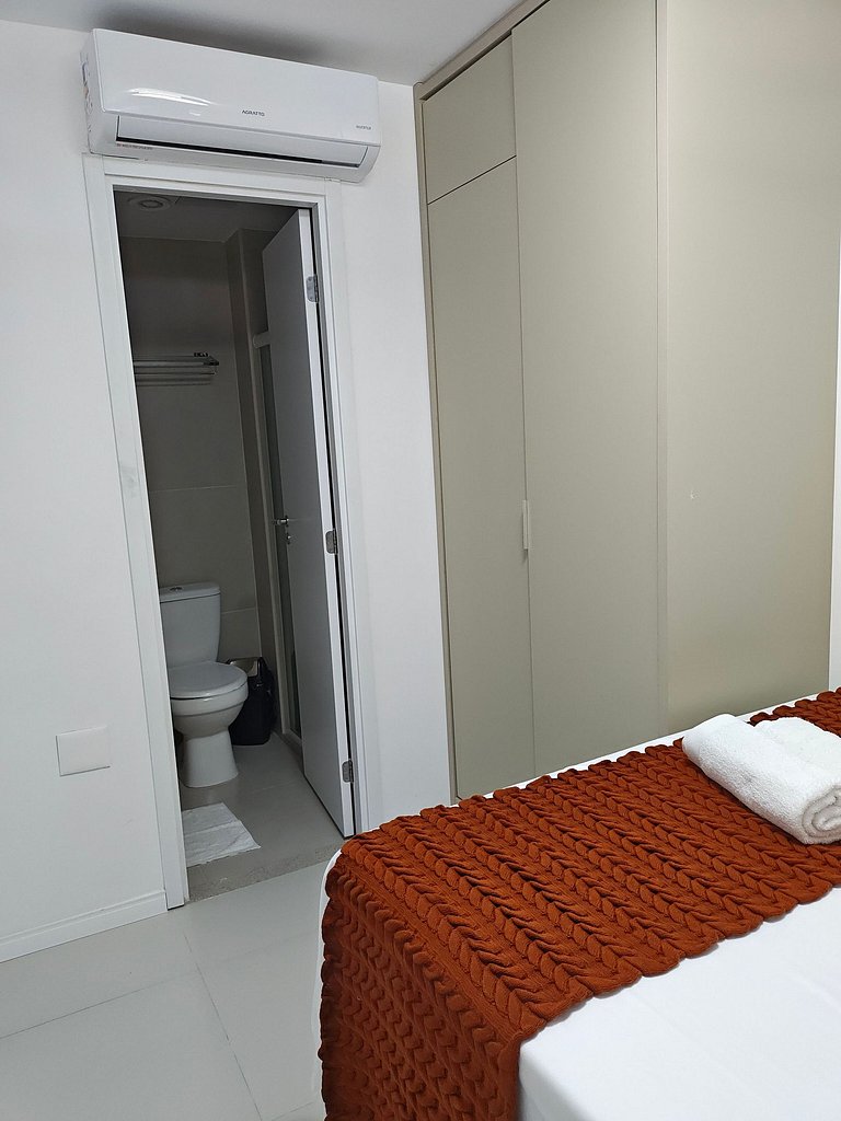 Art Stúdio - Praia de Armação - 30 m C/Varanda 918