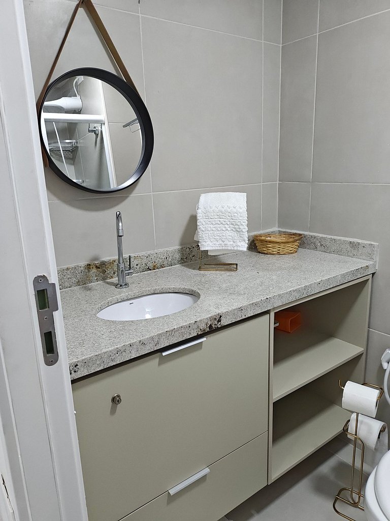 Art Stúdio - Praia de Armação - 30 m C/Varanda 918