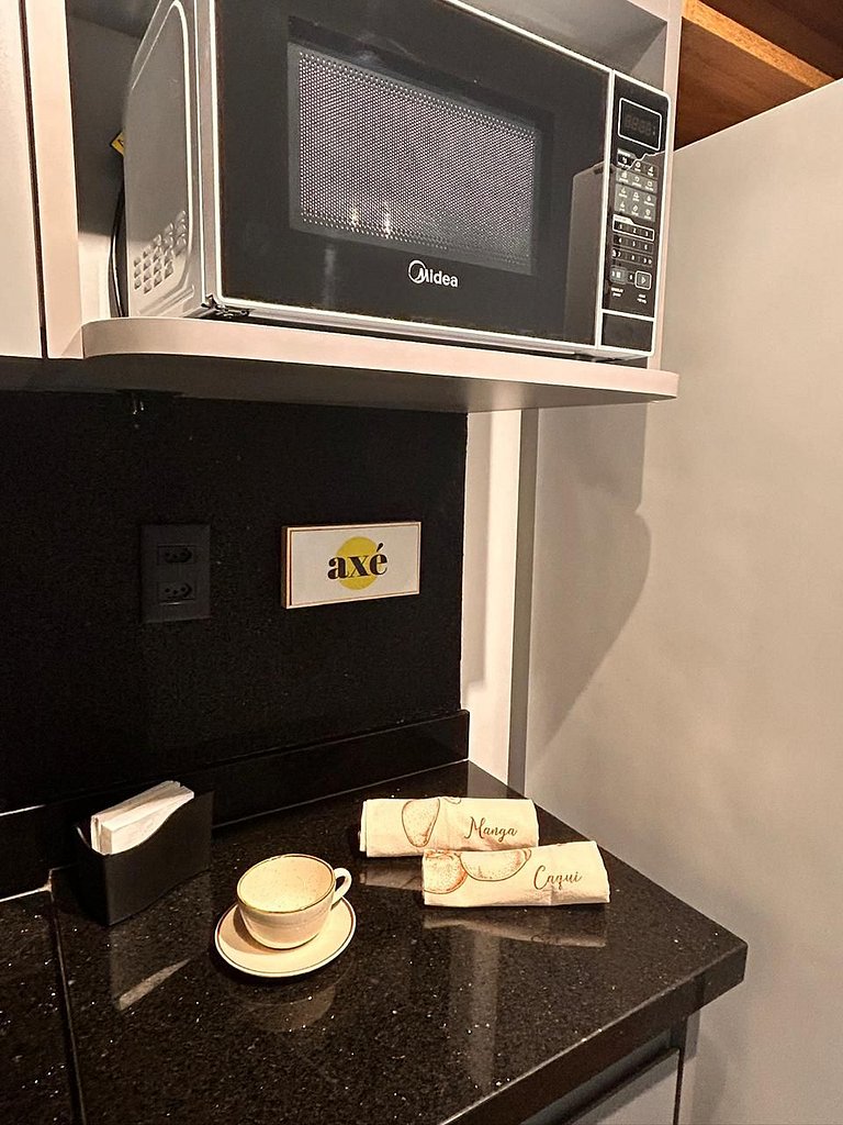Experience Salvador at Art1029: Comfort and Rooftop