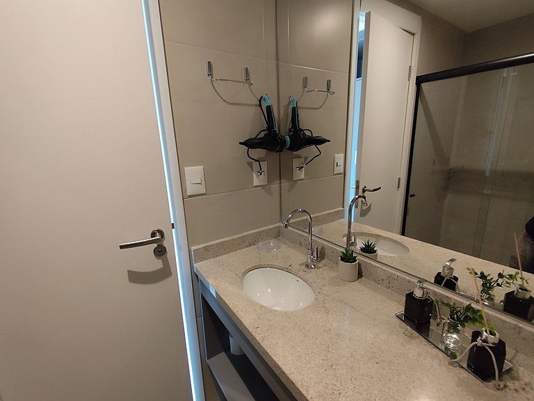 Art Studio - Praia de Armação - Unid 138