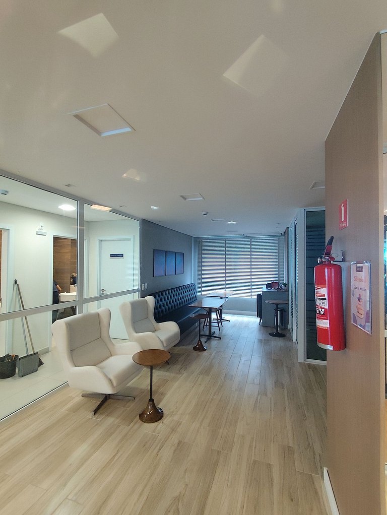 Duetto Barra 1204: Luxo e Lazer a 400m da Praia!