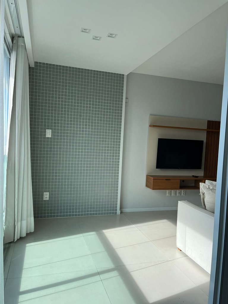 Duetto Barra 1204: Luxo e Lazer a 400m da Praia!