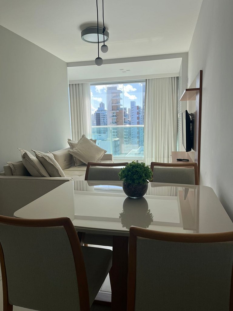 Duetto Barra 1204: Luxo e Lazer a 400m da Praia!