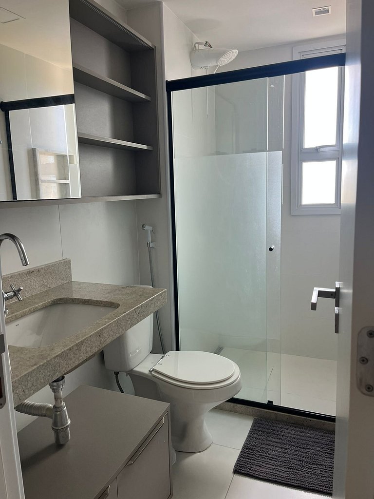 Duetto Barra 1204: Luxo e Lazer a 400m da Praia!