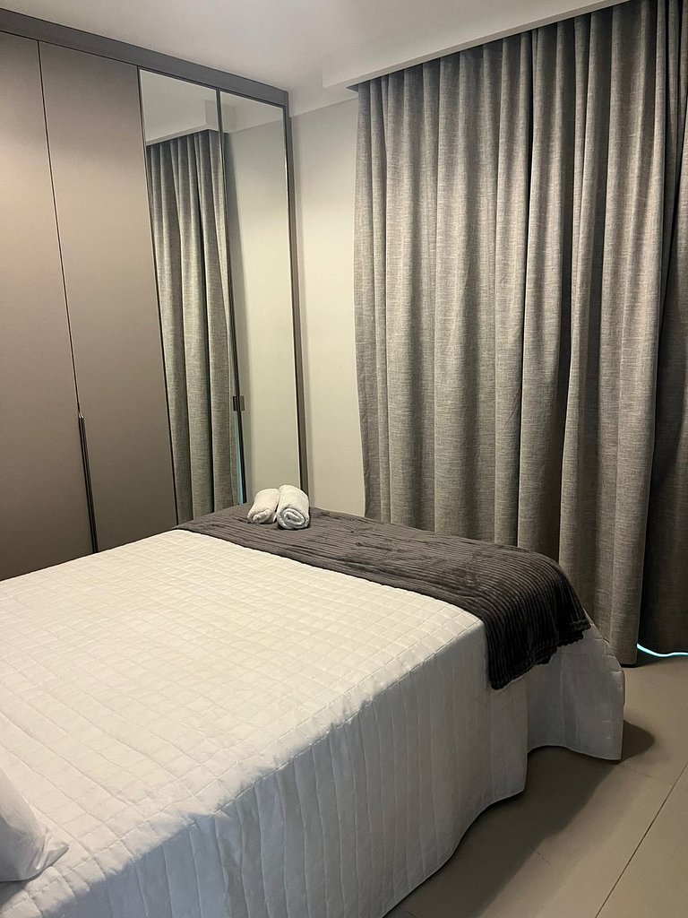 Duetto Barra 1204: Luxo e Lazer a 400m da Praia!