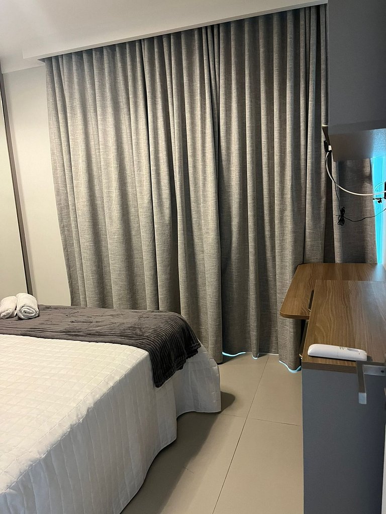 Duetto Barra 1204: Luxo e Lazer a 400m da Praia!