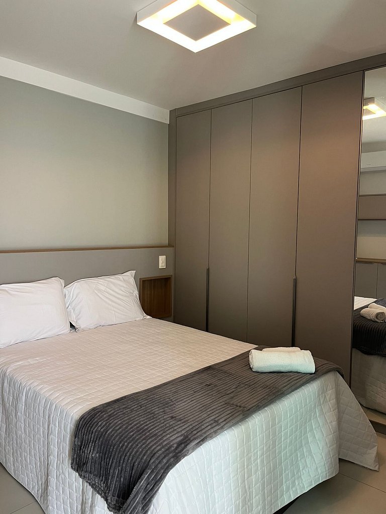 Duetto Barra 1204: Luxo e Lazer a 400m da Praia!