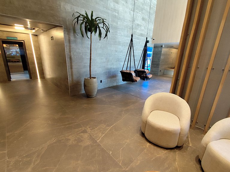 Studio LIT 760: Vista Mar e Rooftop Aquecido (4p)