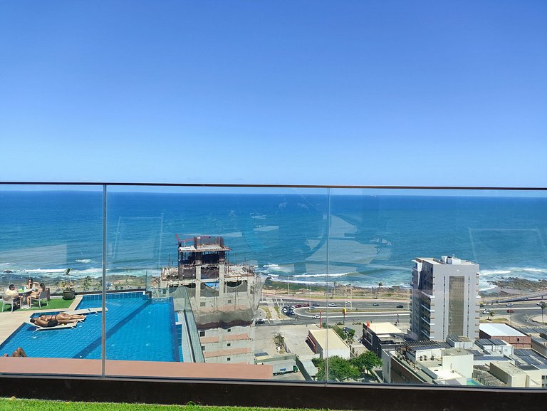 Studio LIT 760: Vista Mar e Rooftop Aquecido (4p)