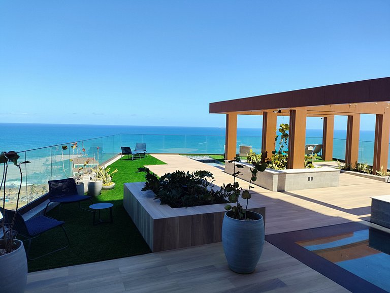 Studio LIT 760: Vista Mar e Rooftop Aquecido (4p)