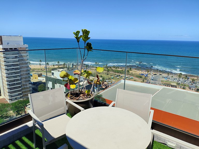 Studio LIT 760: Vista Mar e Rooftop Aquecido (4p)