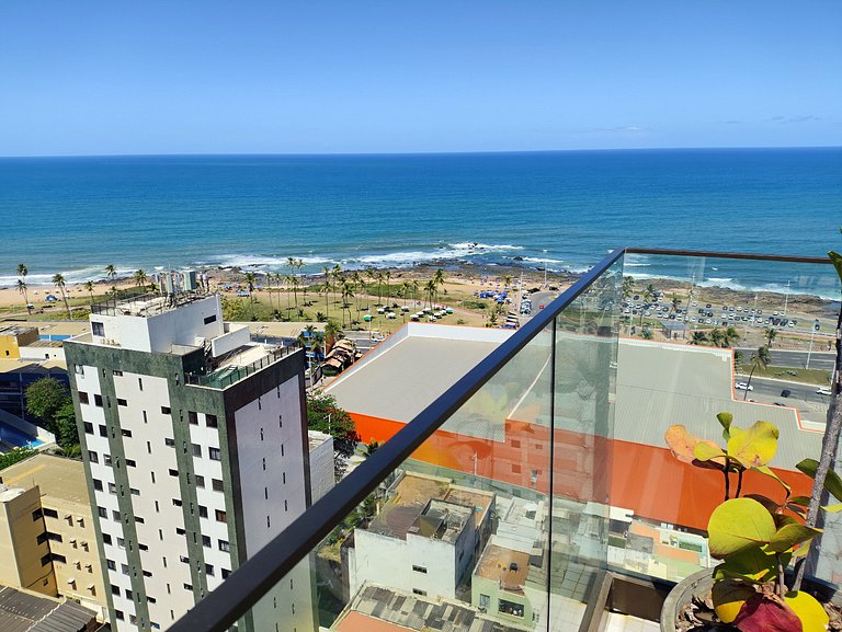 Studio LIT 760: Vista Mar e Rooftop Aquecido (4p)