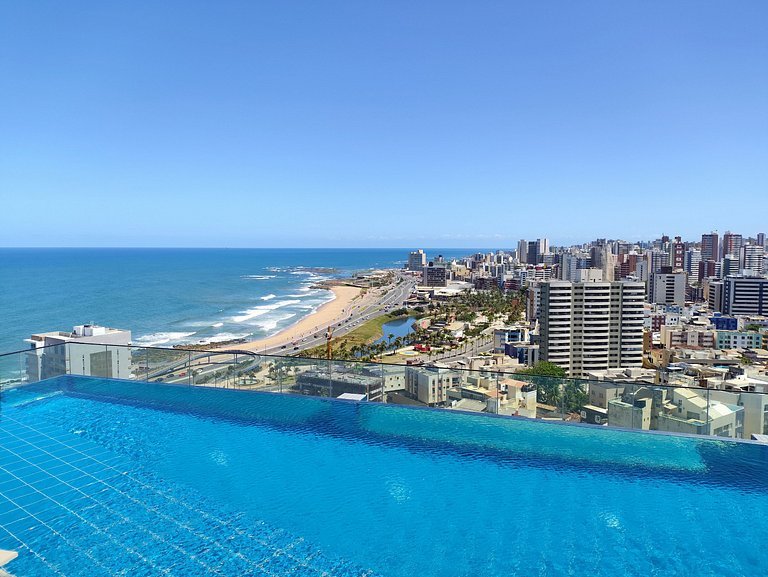 Studio LIT 760: Vista Mar e Rooftop Aquecido (4p)