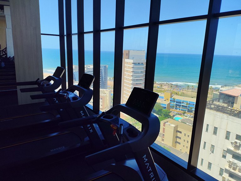 Studio LIT 760: Vista Mar e Rooftop Aquecido (4p)